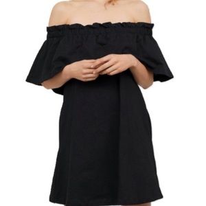 Off the shoulder H&M linen dress